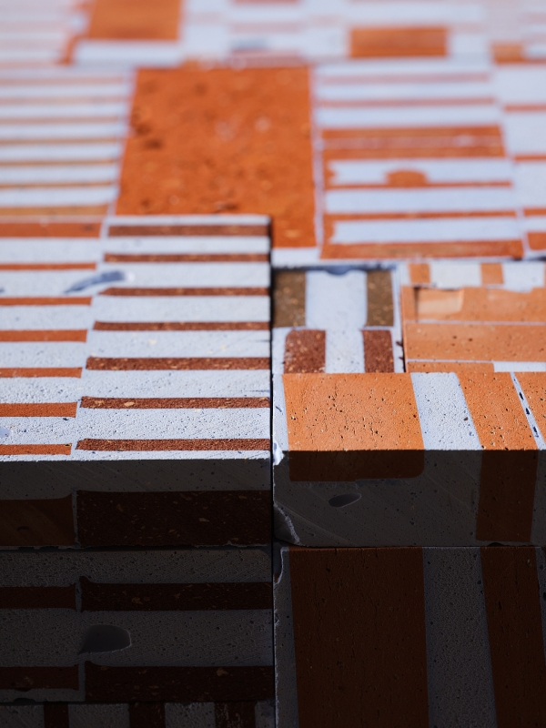 http://aurelienveyrat.com/files/gimgs/th-57_Aurélien Veyrat_c_studio_b_helle 94.jpg