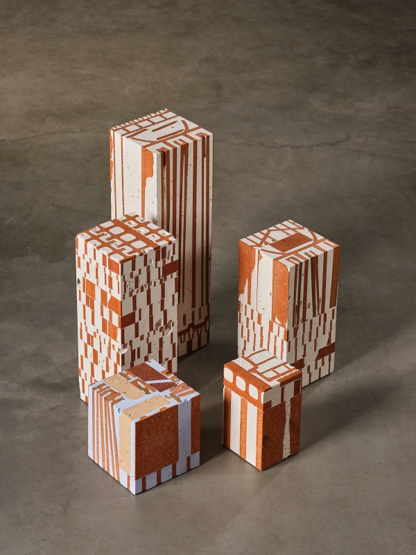 http://aurelienveyrat.com/files/gimgs/th-58_Aurélien Veyrat_c_studio_b_helle 63.jpg