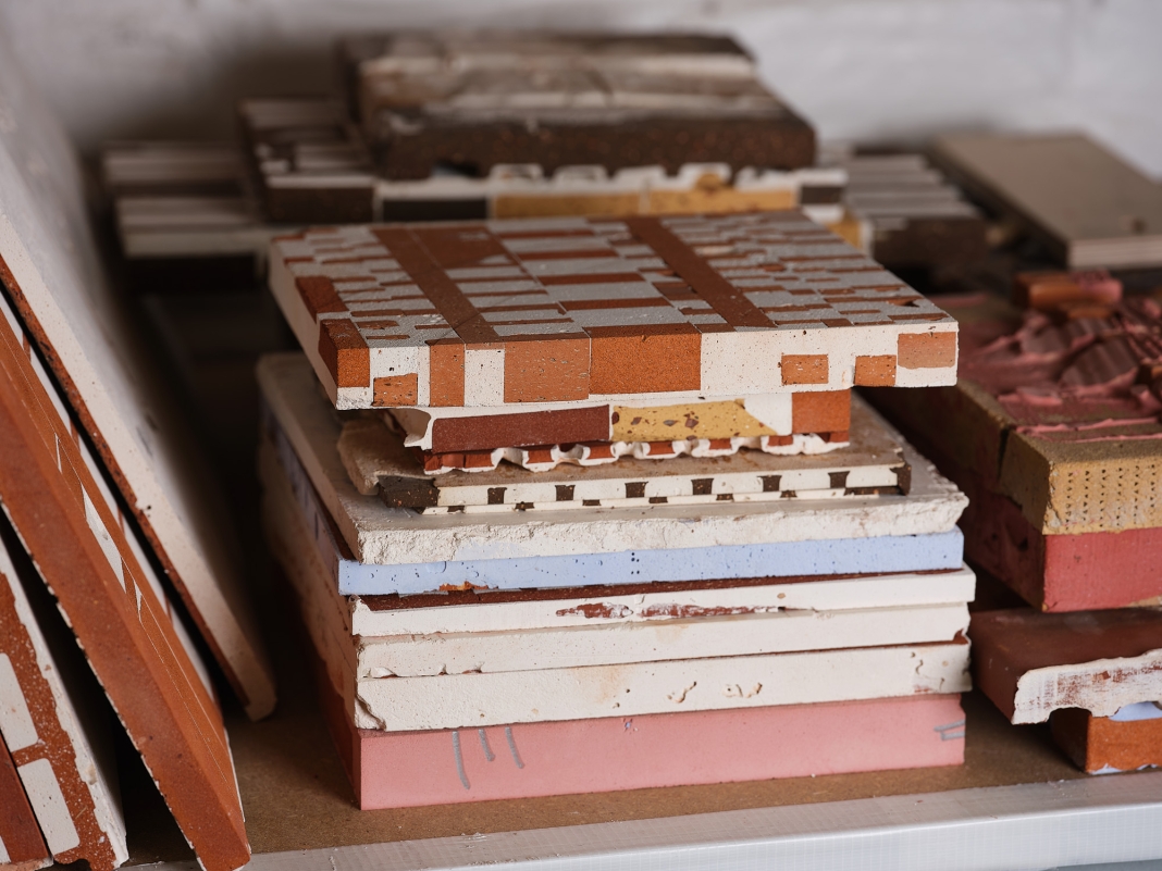 http://aurelienveyrat.com/files/gimgs/th-55_Aurélien Veyrat_c_studio_b_helle 13_v2.jpg